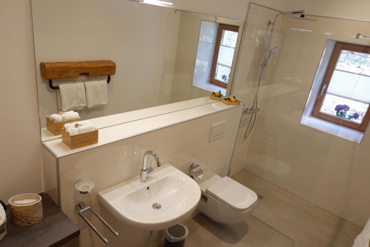 Hof Elf Apartment Ursensollen Екстериор снимка