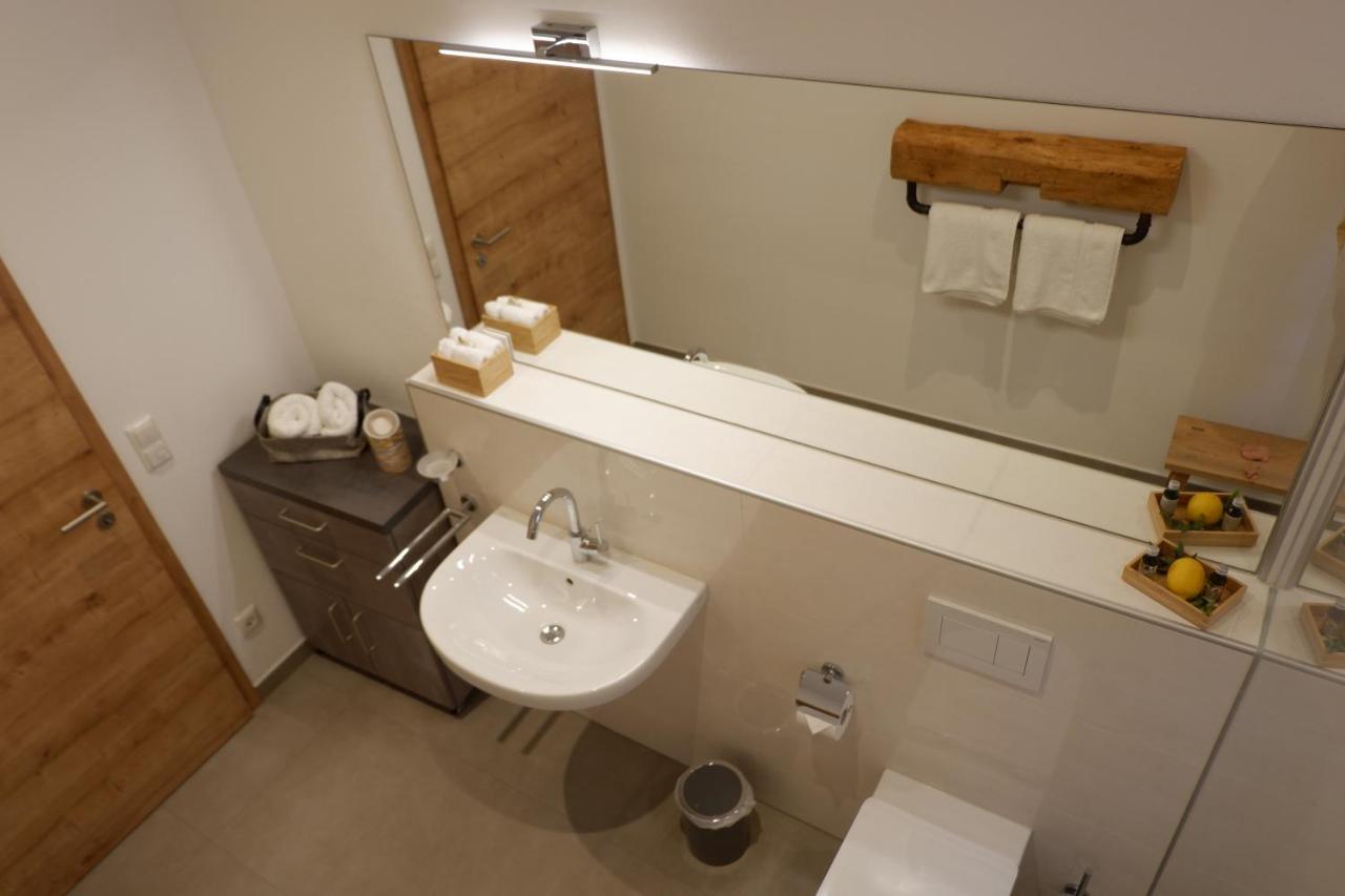 Hof Elf Apartment Ursensollen Екстериор снимка