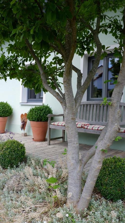 Hof Elf Apartment Ursensollen Екстериор снимка